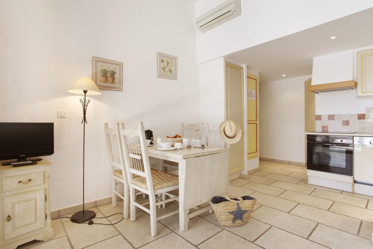 Résidence Prestige Odalys La Bastide des Chênes Gordes Esterno foto