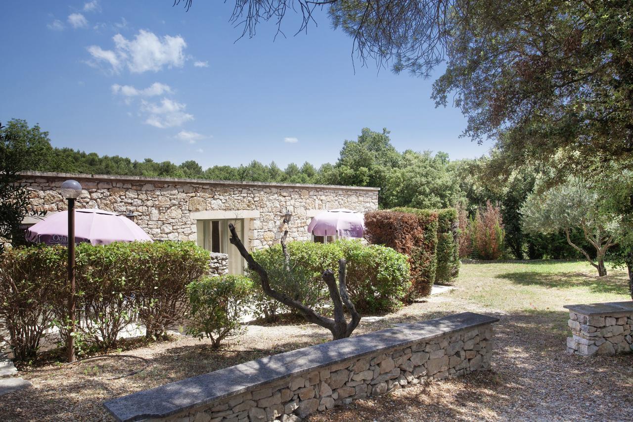 Résidence Prestige Odalys La Bastide des Chênes Gordes Esterno foto